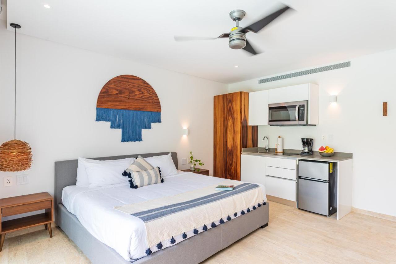 Central Park Lagunas Aparthotel